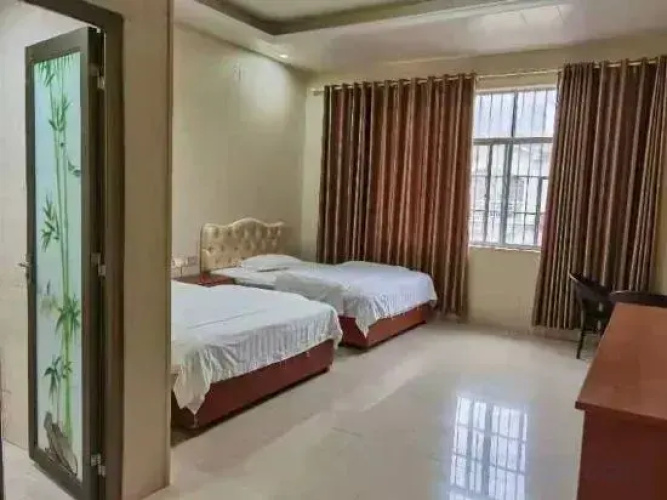 Fuyuan Business Hotel