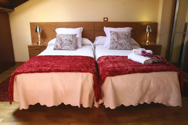 Apartamentos Cean Bermudez