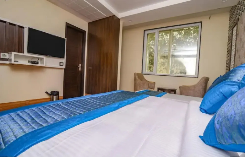 Hotel Mannat Int
