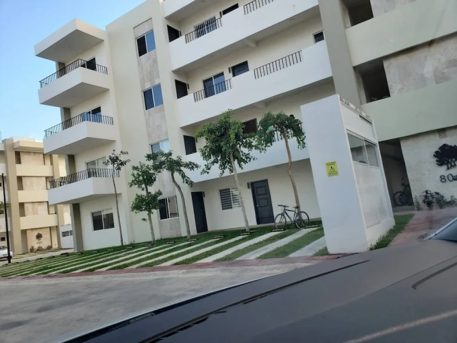 3 Bedrooms Apartment