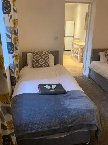 Kingsway Apartment