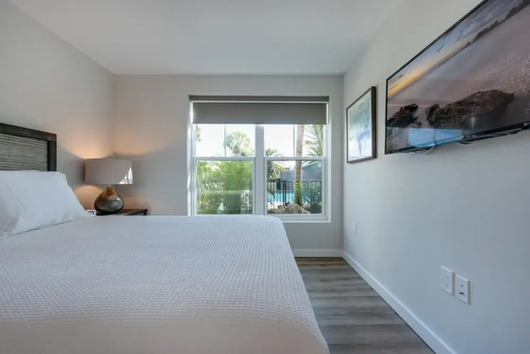 Escape Coastal Resort on Casey Key