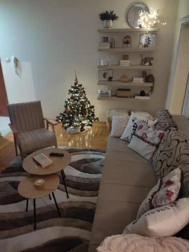 Beige Nest