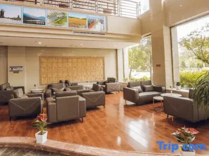 Longhai Hotel