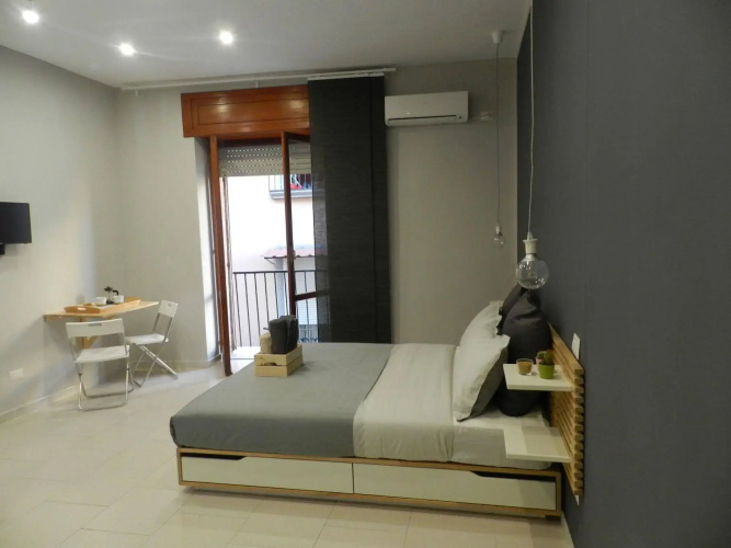 Mola Rooms