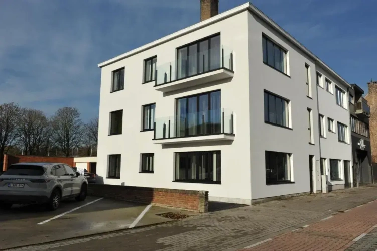 2 Bedrooms Double Apartment