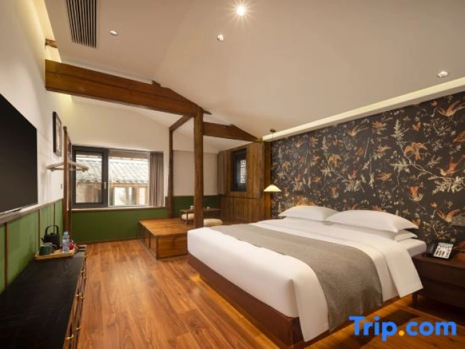 2 Bedrooms Suite