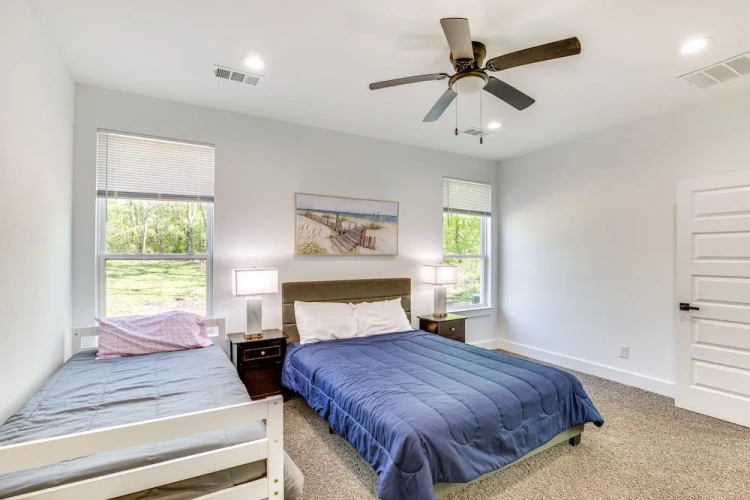 3 Bedrooms Cottage