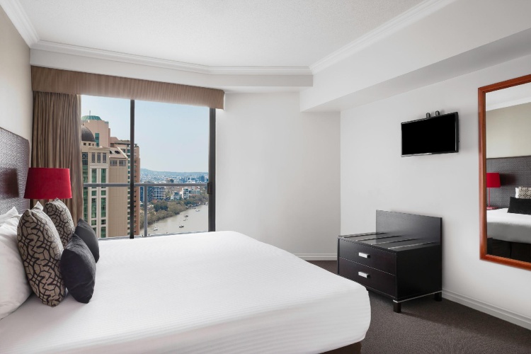 1 Bedroom Apartment with river view