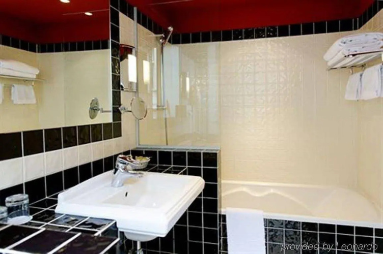 New Hotel Le Quai photo 12
