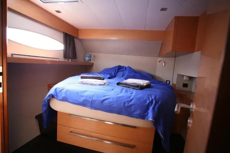 Standard Double room with lake view