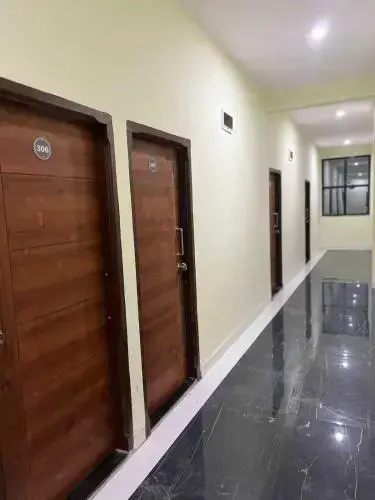 Hotel Pravin Executive by OYO Rooms