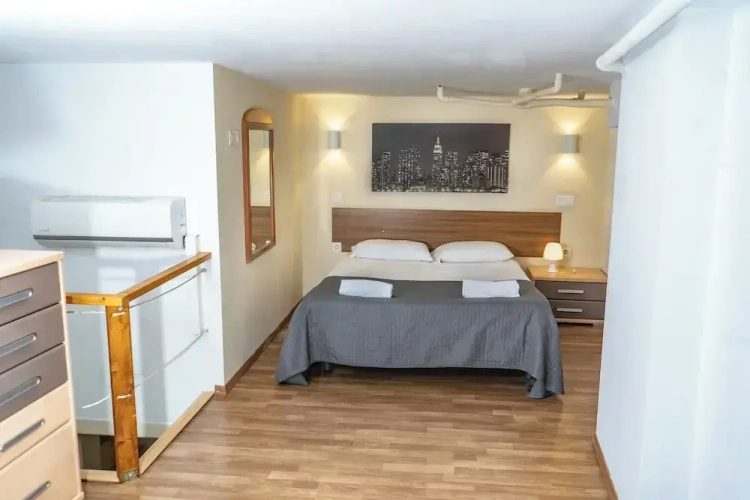 2 Bedrooms Apartment with balcony and with view