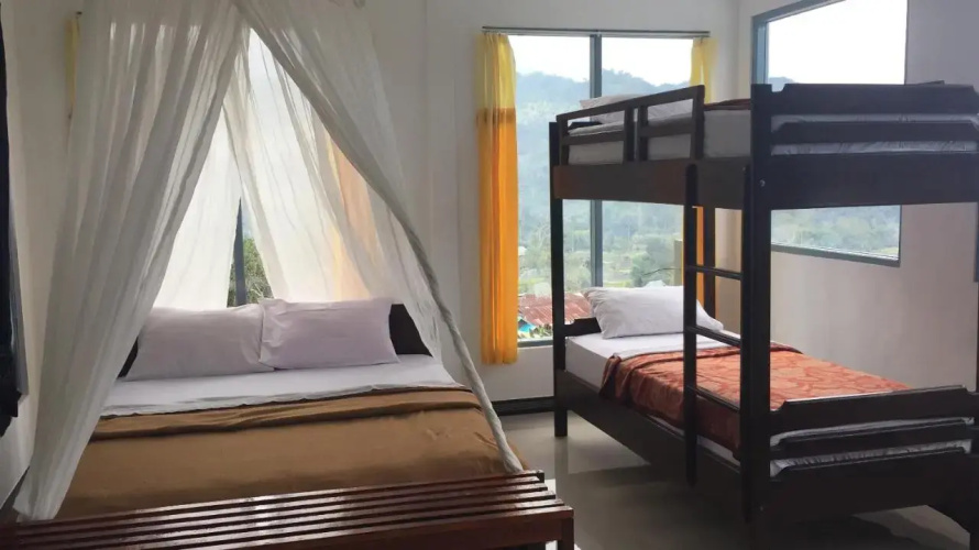 Bintang Lodge Cafe & Restaurant