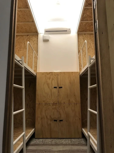 Bed in Dorm with balcony