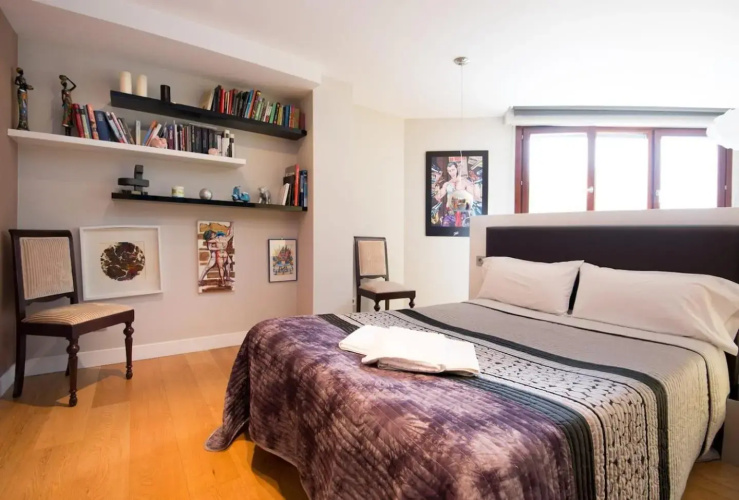 Piso moderno, céntrico y con garaje gratis
