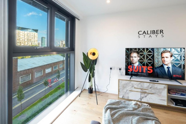 2 Bedrooms Apartment