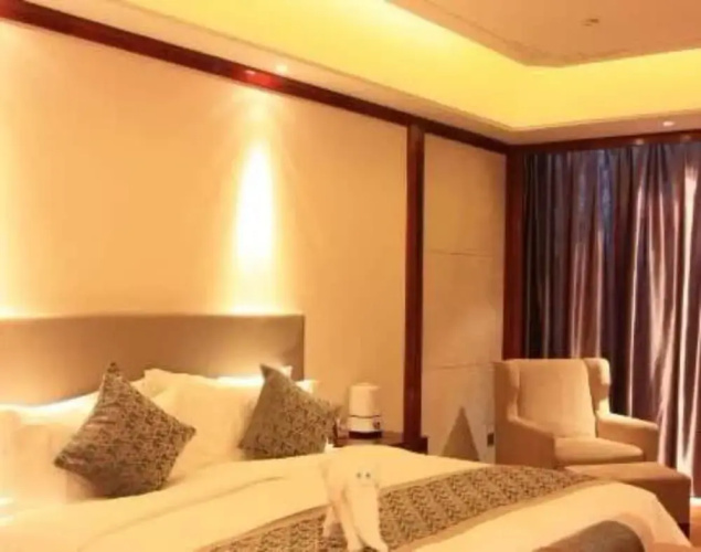 Sapphire Hotel