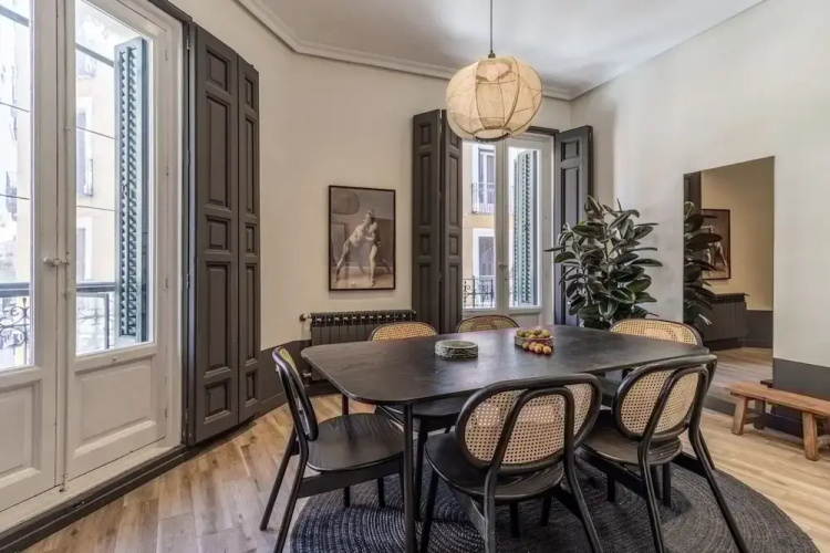 Arashi - 4 Bedrooms in Chueca