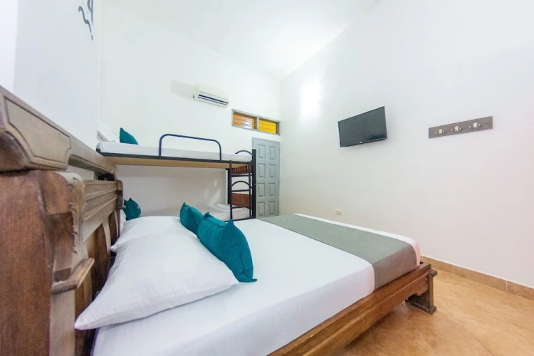 Standard Quadruple room