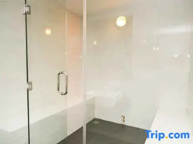 Lovina 6-11 at Harbour Bay Residences