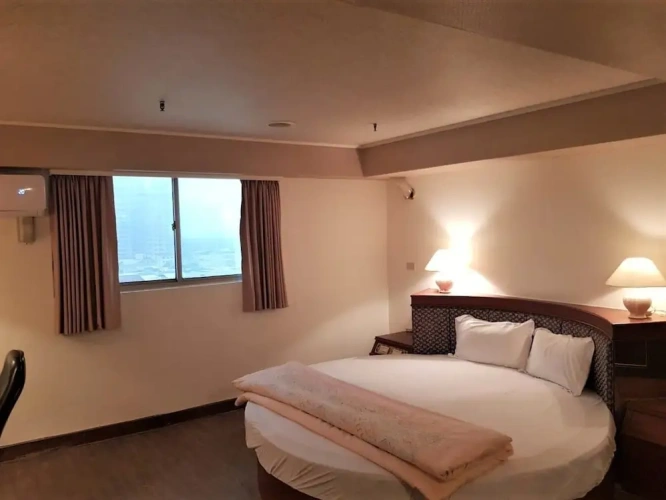 Standard Double room with city view