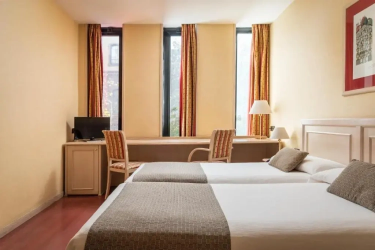 Twin room