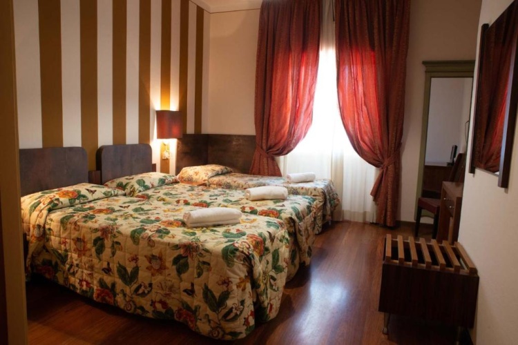 Comfort Triple room
