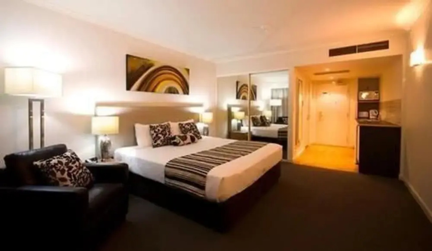 Cosmo Apartment Hotel Milton