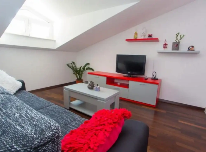 1 Bedroom Apartment with balcony and with sea view