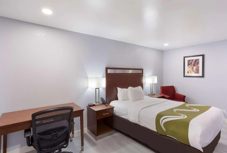 Quality Inn Redding near I-5