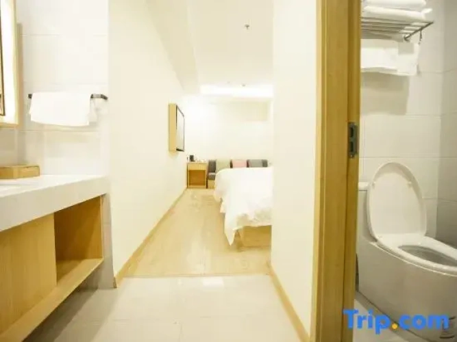 Economy Twin room