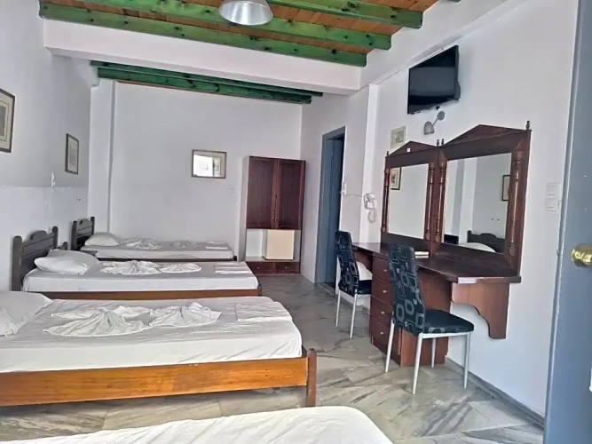 Standard Quadruple room