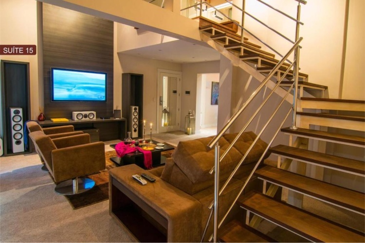 Premium Suite