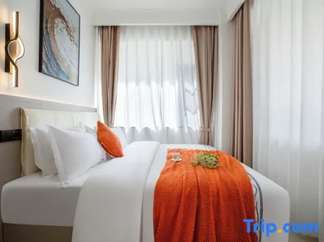 1 Bedroom Suite