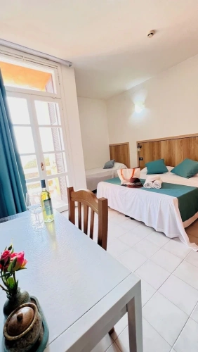 Classic Double room with balcony and with partial ocean view