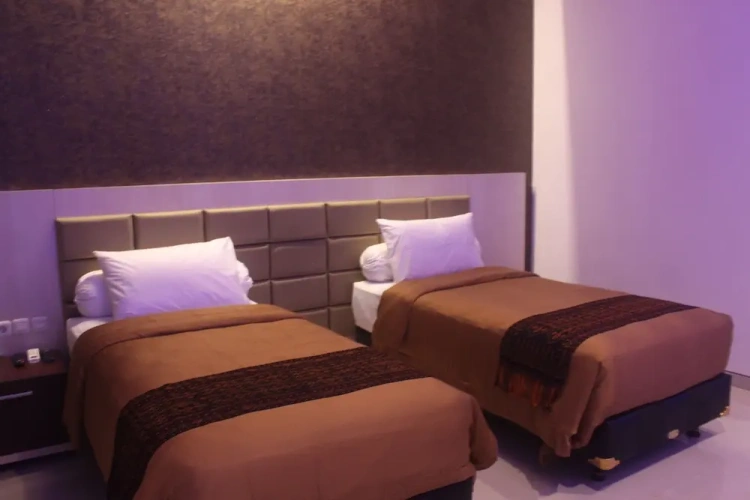 Standard Twin room with balcony