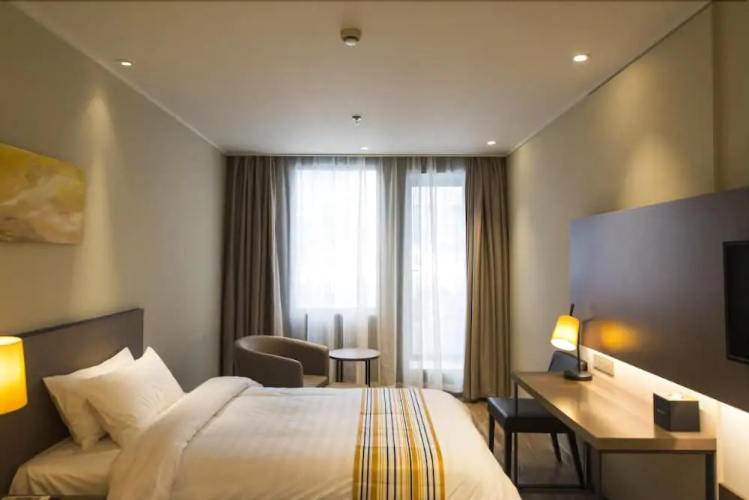 Home Inn North Bund