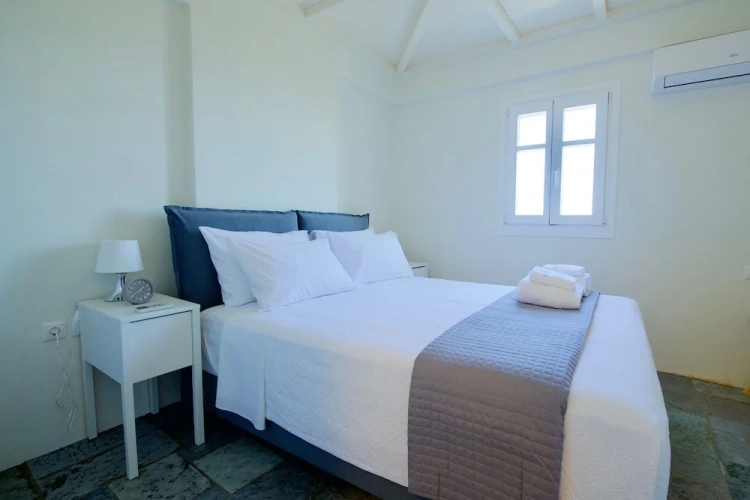 2 Bedrooms Cottage