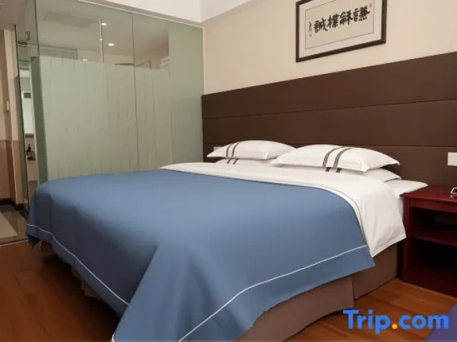 Standard Double room with garden view