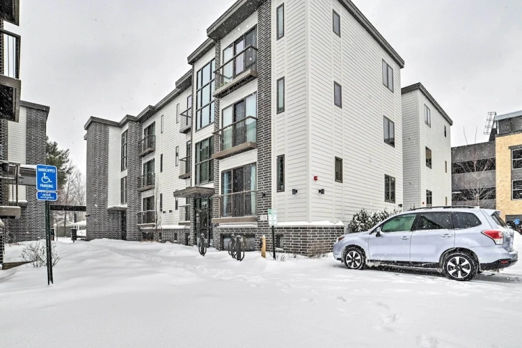 1 Bedroom Apartment