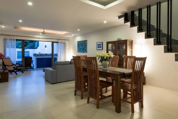 Modern Tropical Villa