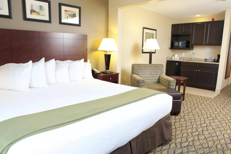 Holiday Inn Express Bloomington West by IHG