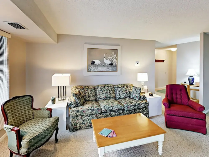 20th Avenue North #1004 - 2 Br Condo