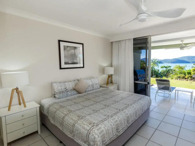 Lagoon 005 on Hamilton Island