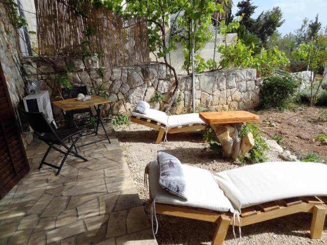 1 Bedroom Apartment with sea view
