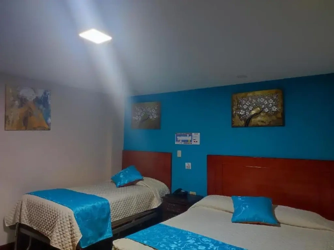 Standard Triple room