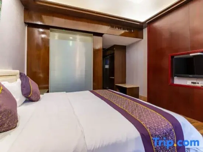Deluxe Single room