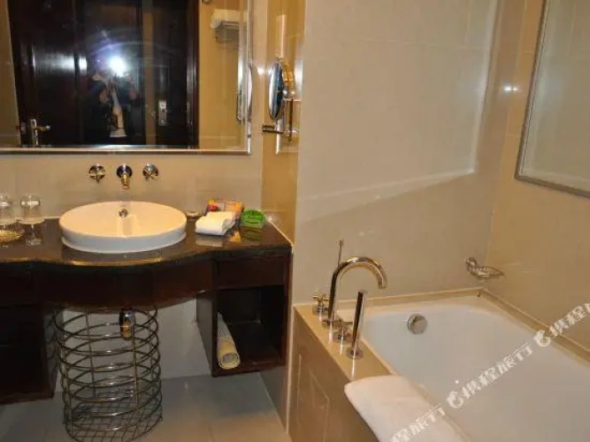 Business Double Suite