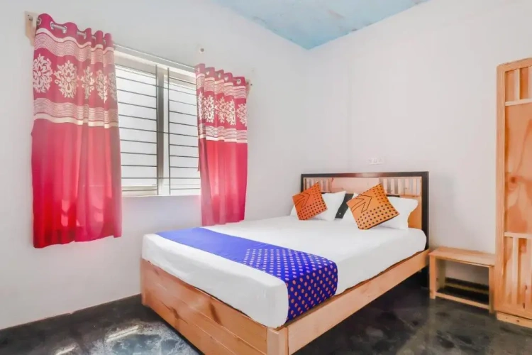 Classic Triple room